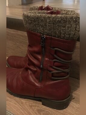 Women's Red Leather Zip-Back  Boots with Knit Cuff